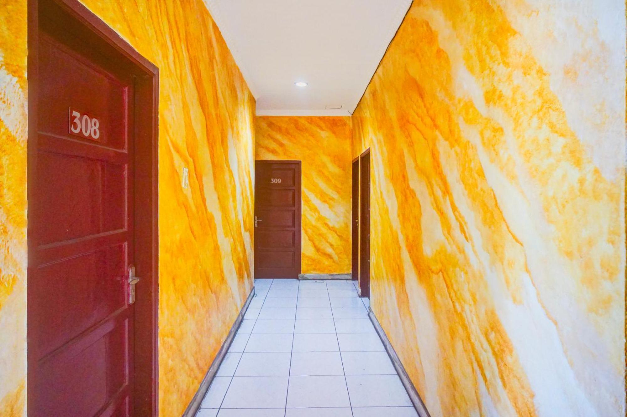 Hotel O Asyaffirah Near Masjid Raya Al Mashun Sm Raja Medan Exterior foto